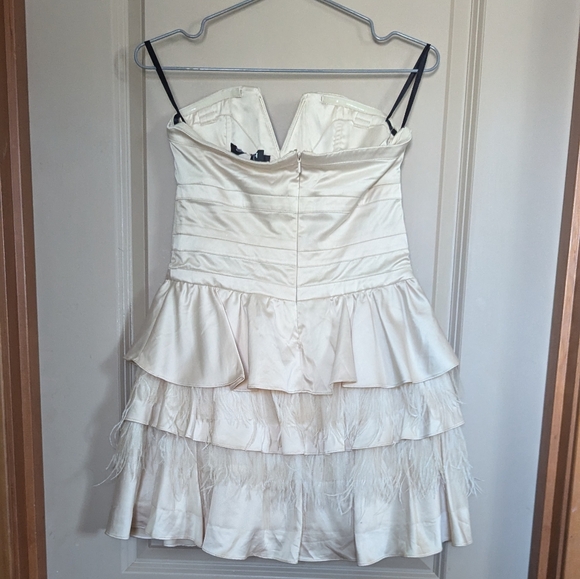 Tiered cocktail party mini dress - Picture 3 of 7